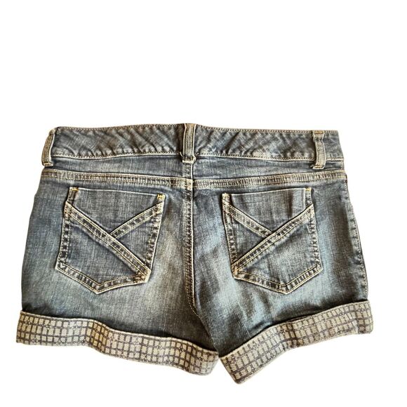 Tommy Hilfiger Shorts Girls 16 Low Rise Cuffed Denim Stretch (W28 L2) - Picture 7 of 12